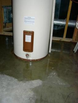 broken water heater demands repairs from Lakewood plumbing contractor